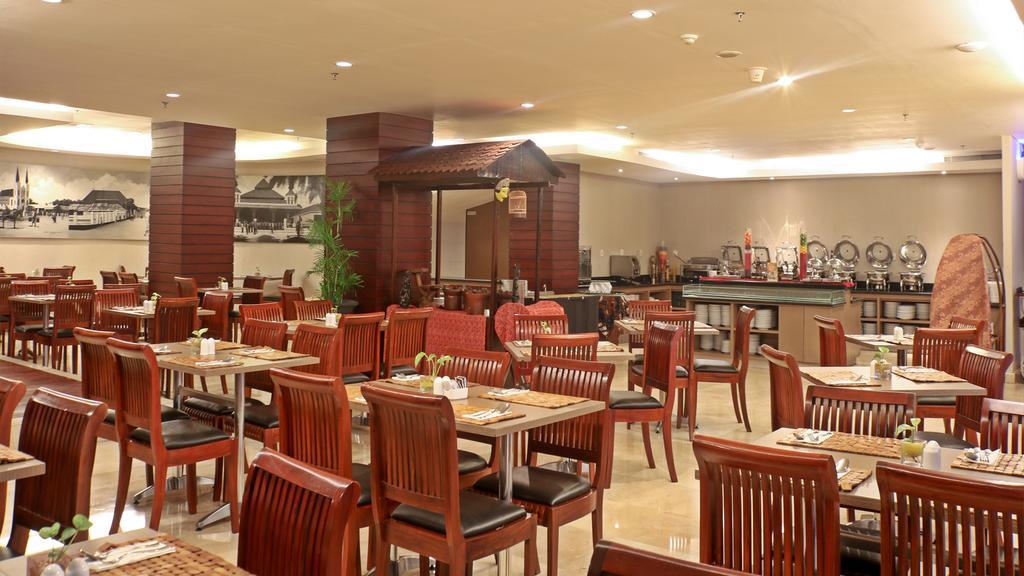 Hotel The 1o1 Oj 4*